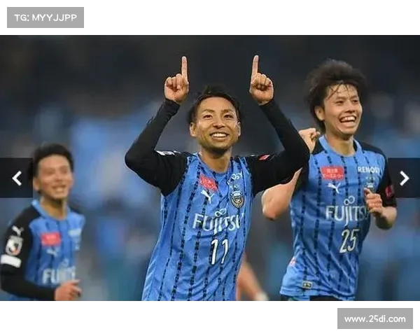 横滨水手赛事高潮迭起球迷热情高涨球队奋勇拼搏胜利在望